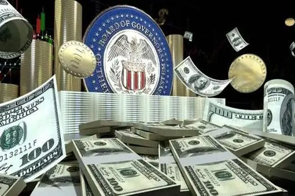 美联储12地区联储提交财务报告，进行高达百万美元市场交易。