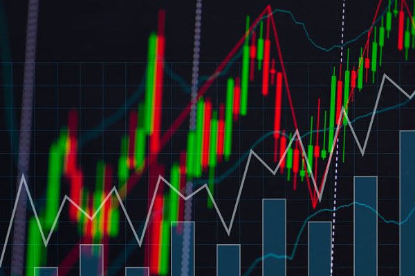 A股三大指数集体低开，深成指低开0.23%