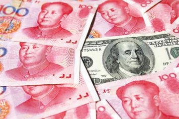 在岸人民币对美元汇率盘中飙升逾1000点,在岸与离岸汇差高达
