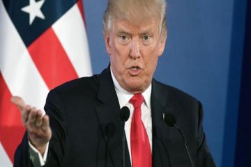 特朗普政府12日公布行政命令，禁止美国投资者对中国军方企业