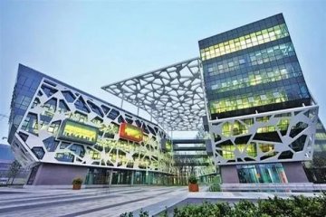 A股的表现十分亮眼,“买中国资产”将是投资史上一次地壳运动