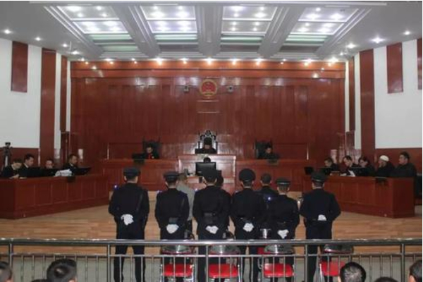 青海海东市中级人民法院开庭审理副局长王丽涉嫌贪污罪行
