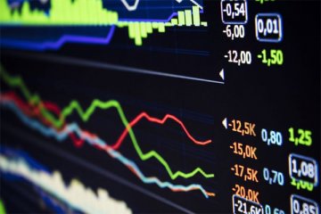 新发基金“爆款王”不到一年便腰斩,规模缩减了176亿元