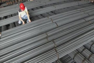 国内钢材现货猛烈上涨,39家钢厂调价